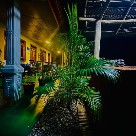 Dambulla Kings Inn ภายนอก รูปภาพ